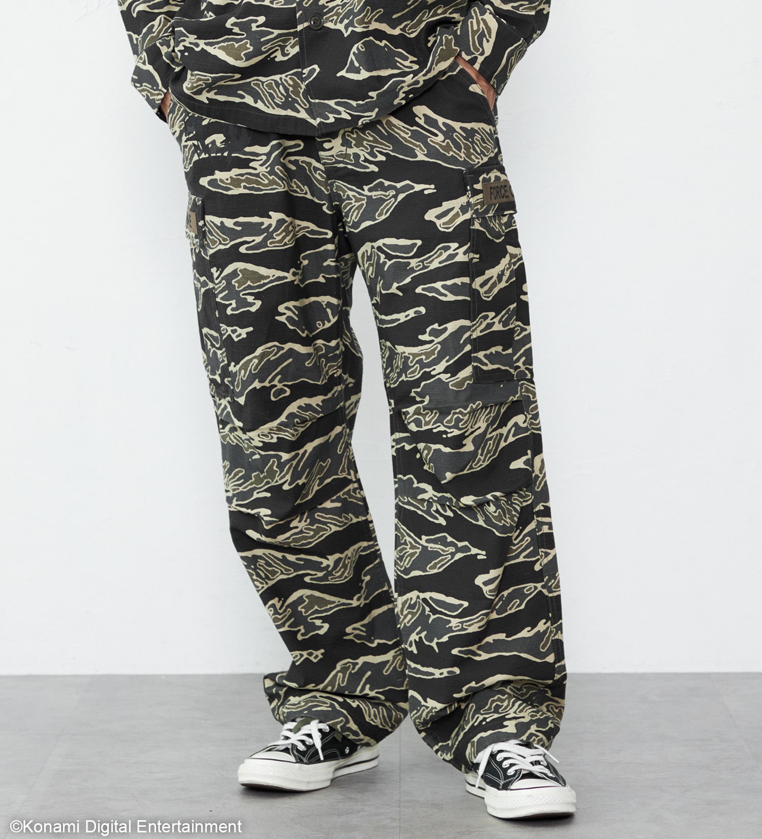 【METAL GEAR SOLID Δ × EDWIN】TIGER STRIPE CARGO PANTS